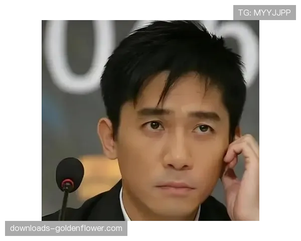 观众席上的明星，影星梁朝伟现身香港公开赛观看比赛